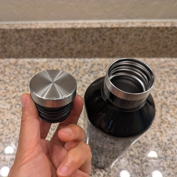 Rifle Paper Co. × Corkcicle “Garden Party” Water Bottle - Picture 7 of 9